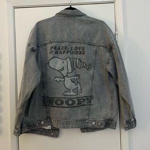 American Eagle X peanuts snoopy denim jacket